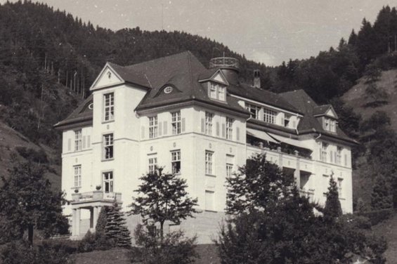 Abbildung des Gebäudes des Ortenau Klinikum Wolfach um 1950